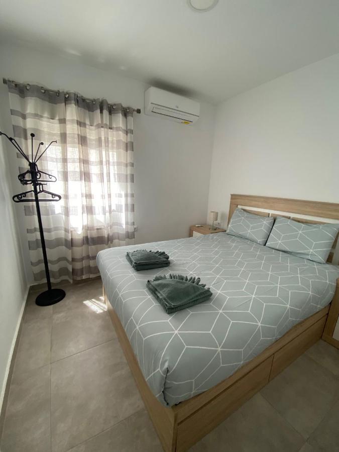 Centre Apartment Near Plaza De Toros Alicante Bagian luar foto
