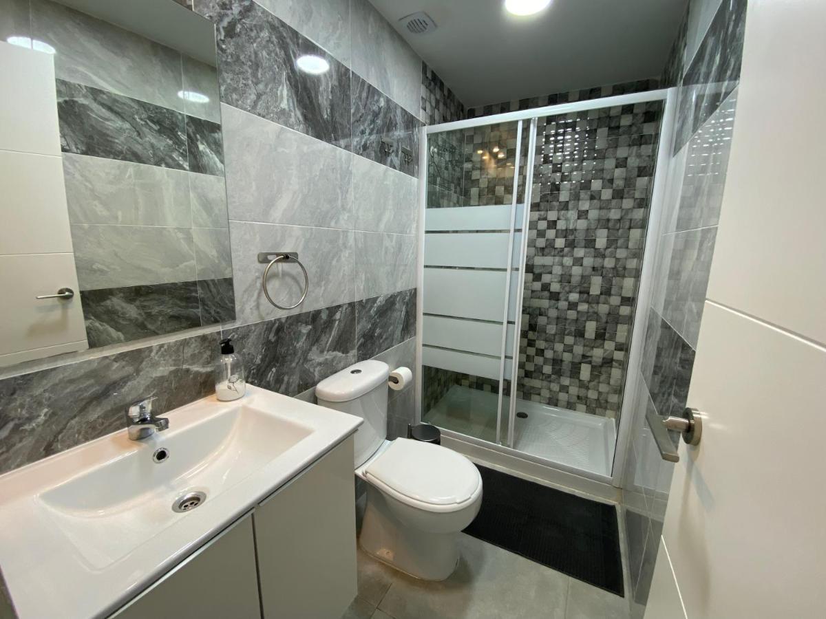 Centre Apartment Near Plaza De Toros Alicante Bagian luar foto